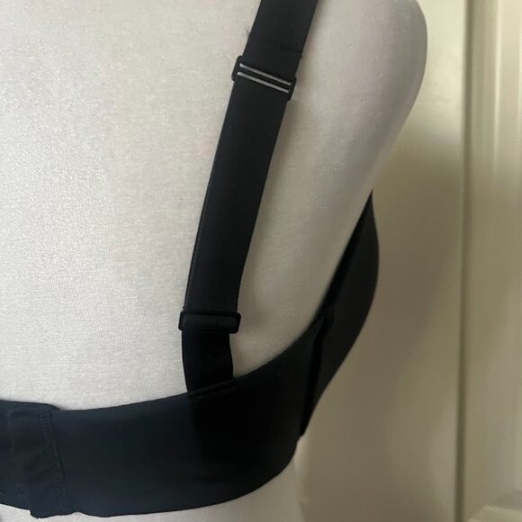 SKIMS Black Wireless Lined T-shirt Adjustable Straps Demi Bra Size 36H - Picture 3 of 7